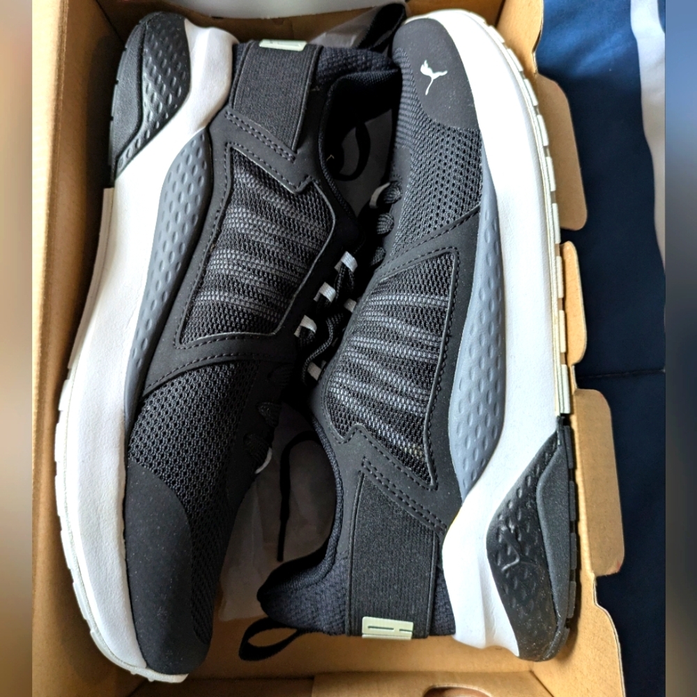 Puma Anzarun Jr Sneakers - New In Box